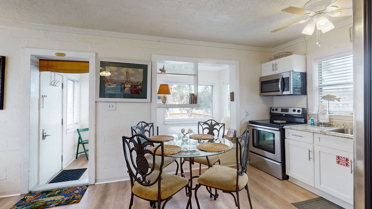 Photo of Kitchen in Laguna Beach