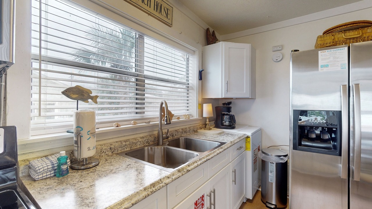 Photo of Kitchen in Laguna Beach