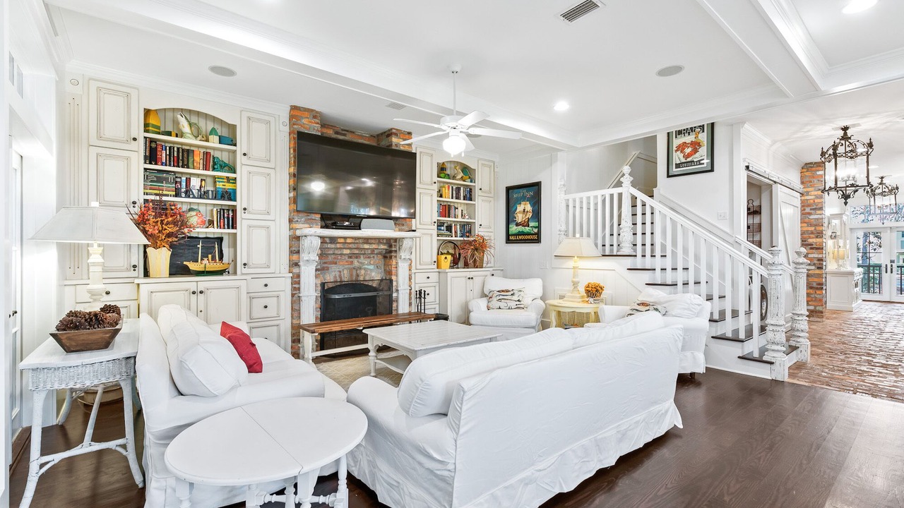 Photo of Livingroom in Cottage District