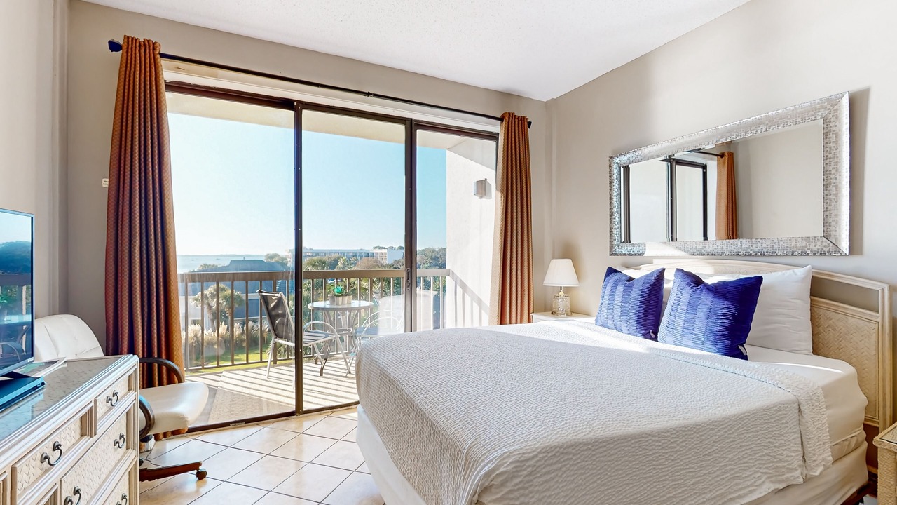 Photo of Bedroom in Fort Walton Beach