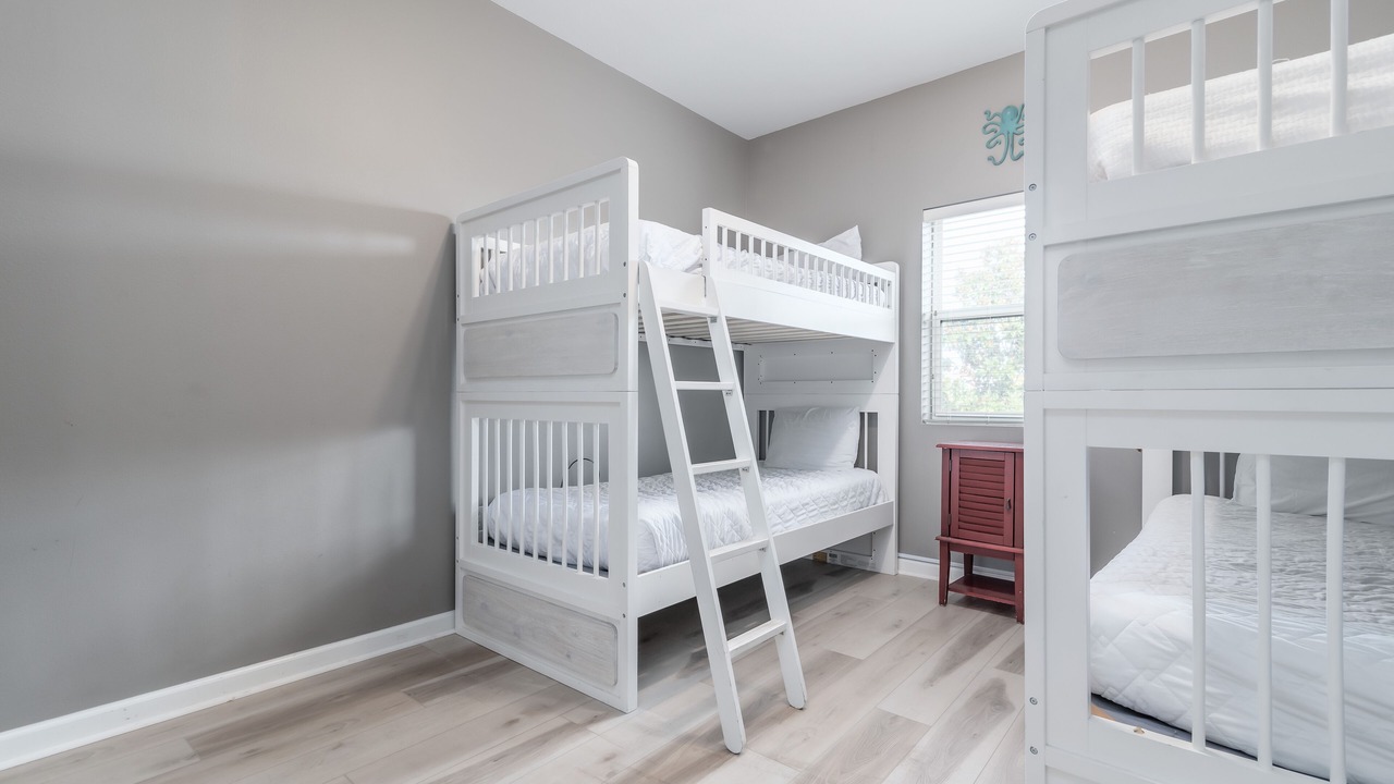 Photo of Bedroom in Frangista Beach