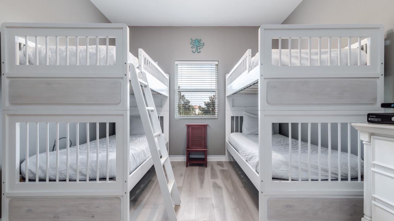 Photo of Bedroom in Frangista Beach