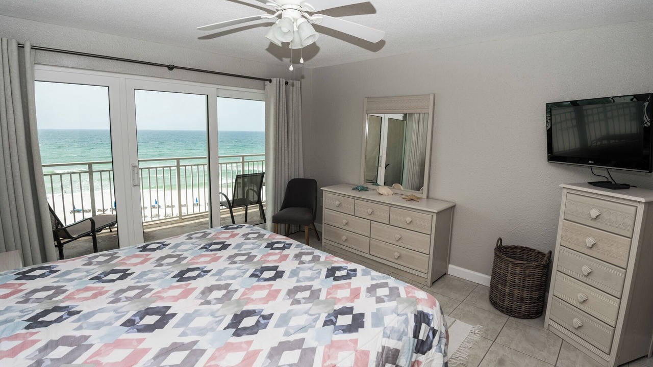 Photo of Bedroom in Gulf Lagoon Beach