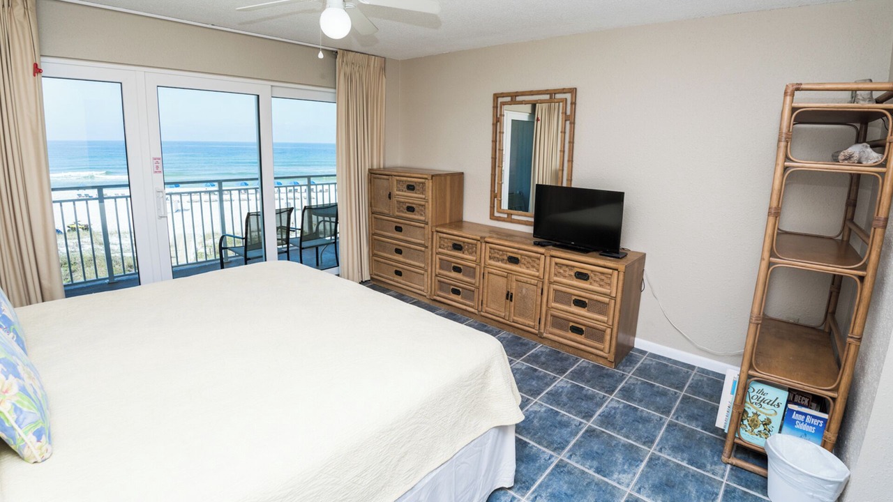 Photo of Bedroom in Gulf Lagoon Beach