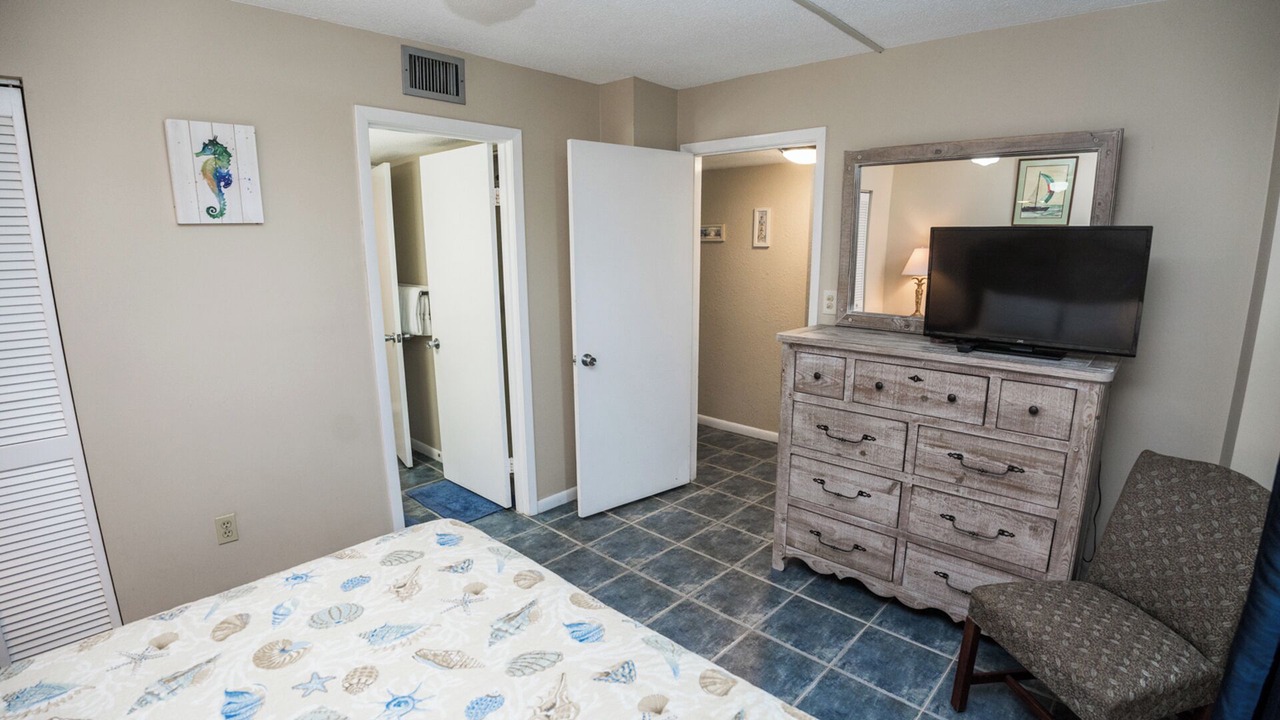 Photo of Bedroom in Gulf Lagoon Beach