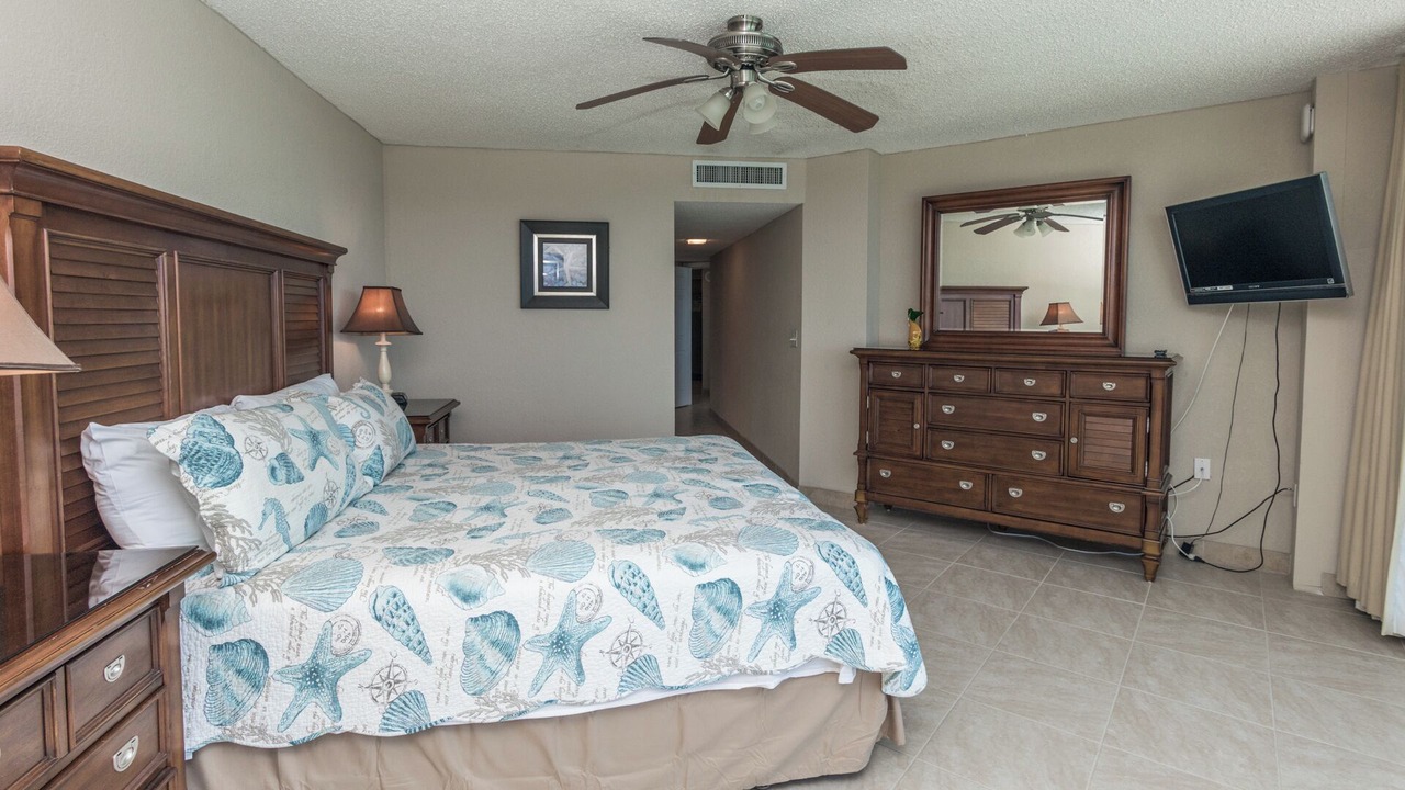 Photo of Bedroom in Gulf Lagoon Beach