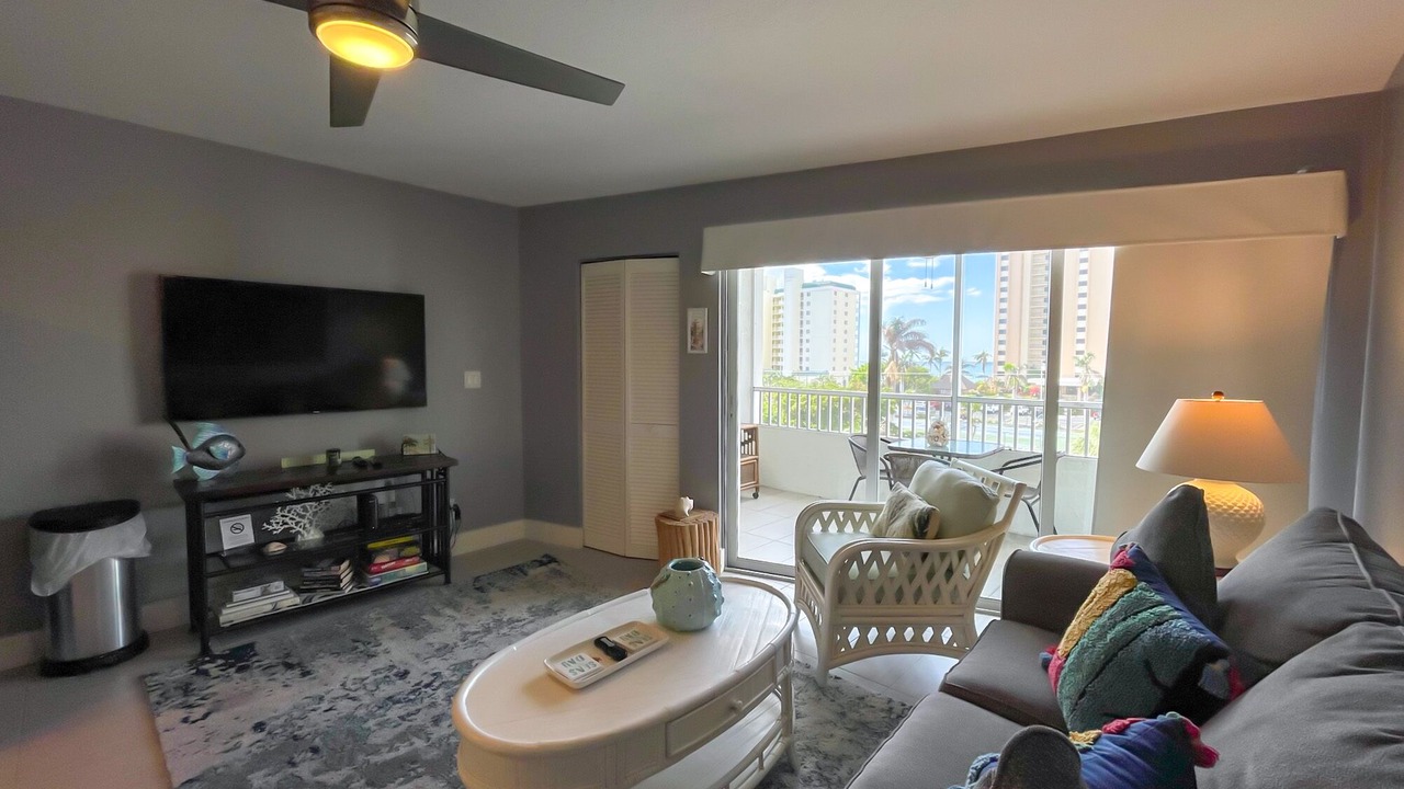 Photo of Livingroom in Marco Island