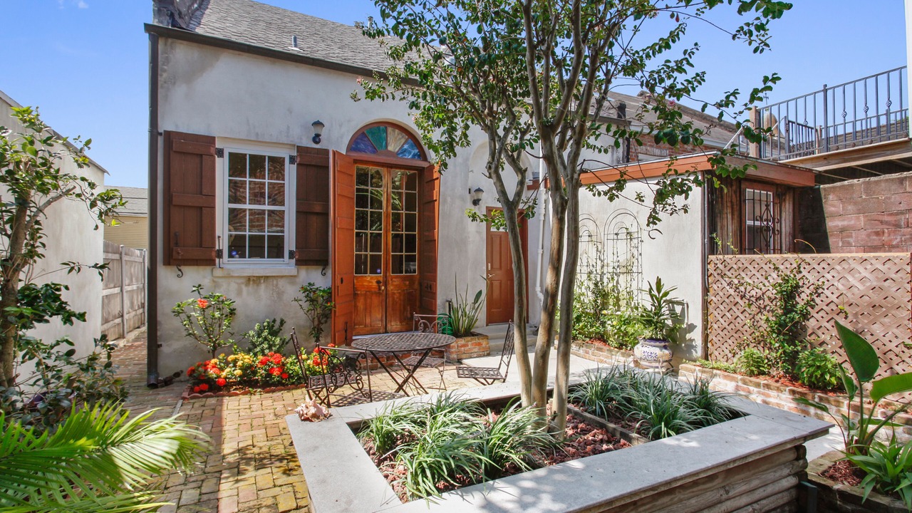 Photo of Outdoor in Treme