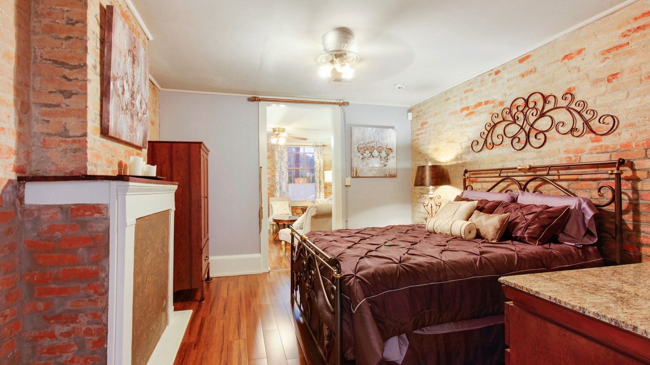 Photo of Bedroom in Treme