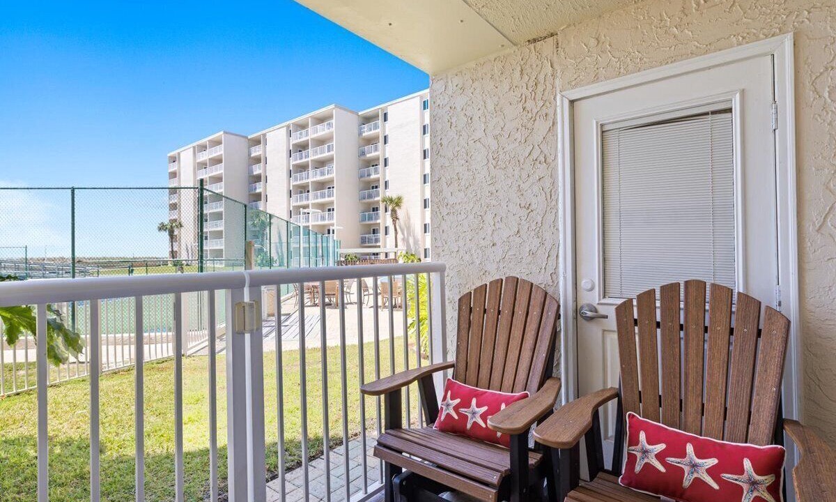 Photo of Patio Balcony in Holiday Isle