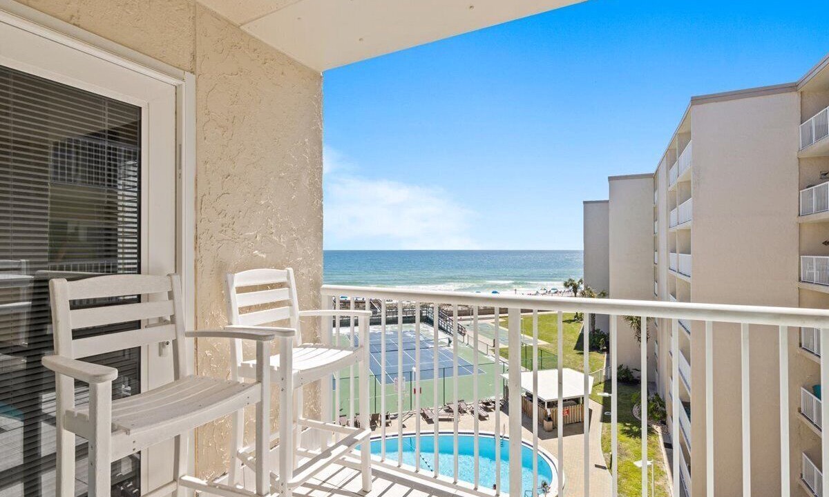 Photo of Patio Balcony in Holiday Isle