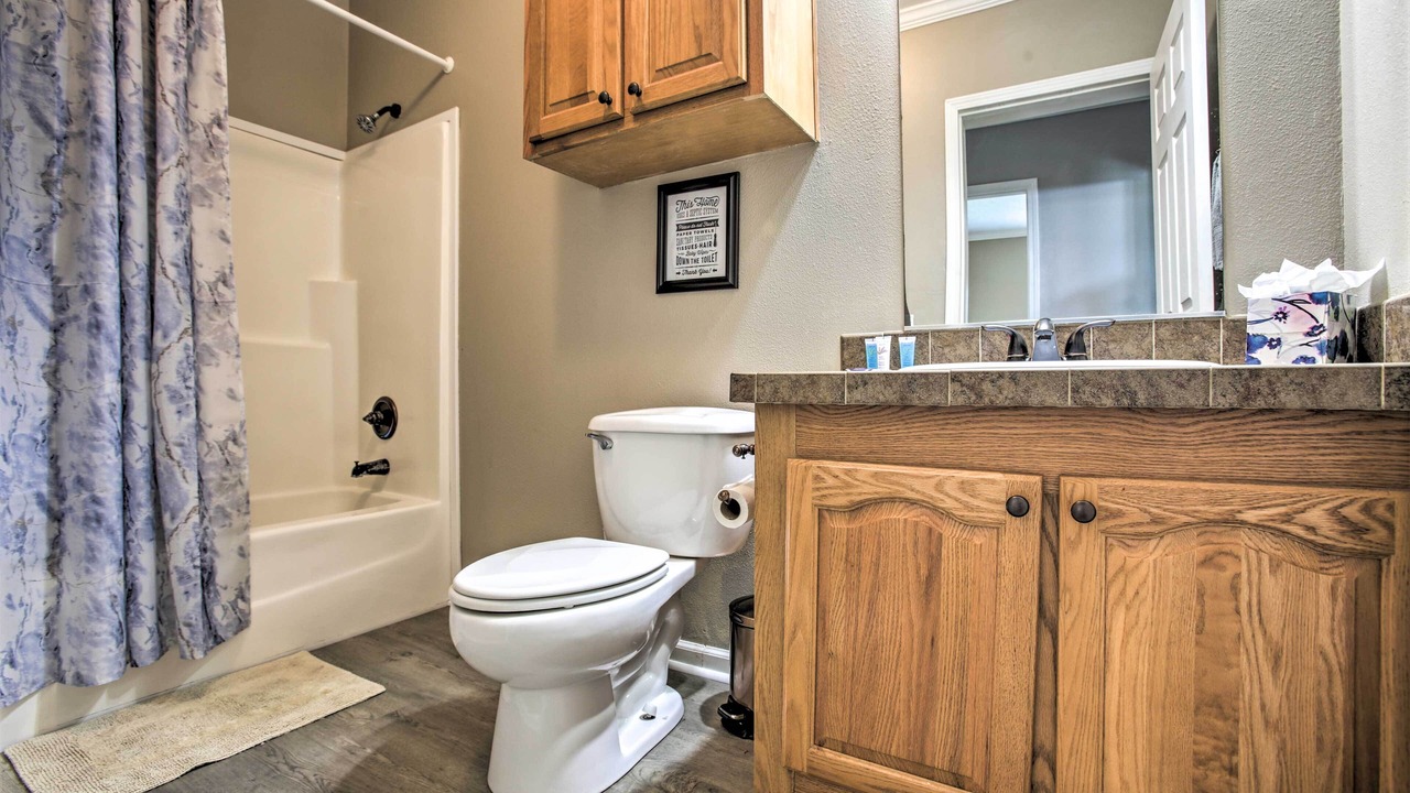 Photo of Bathroom in Lake Catherine