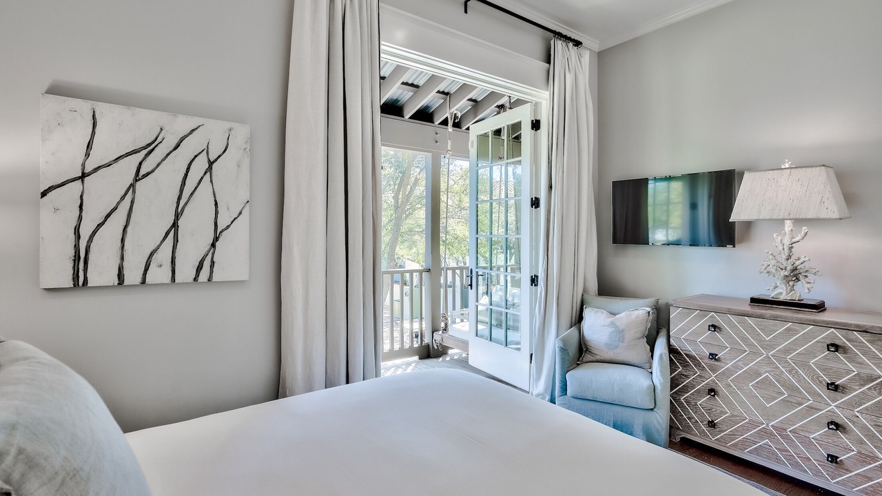 Photo of Bedroom in Rosemary Beach