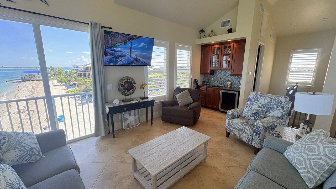 Photo of Livingroom in Jose's Hideaway