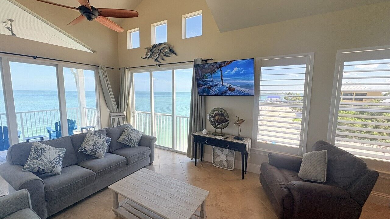 Photo of Livingroom in Jose's Hideaway