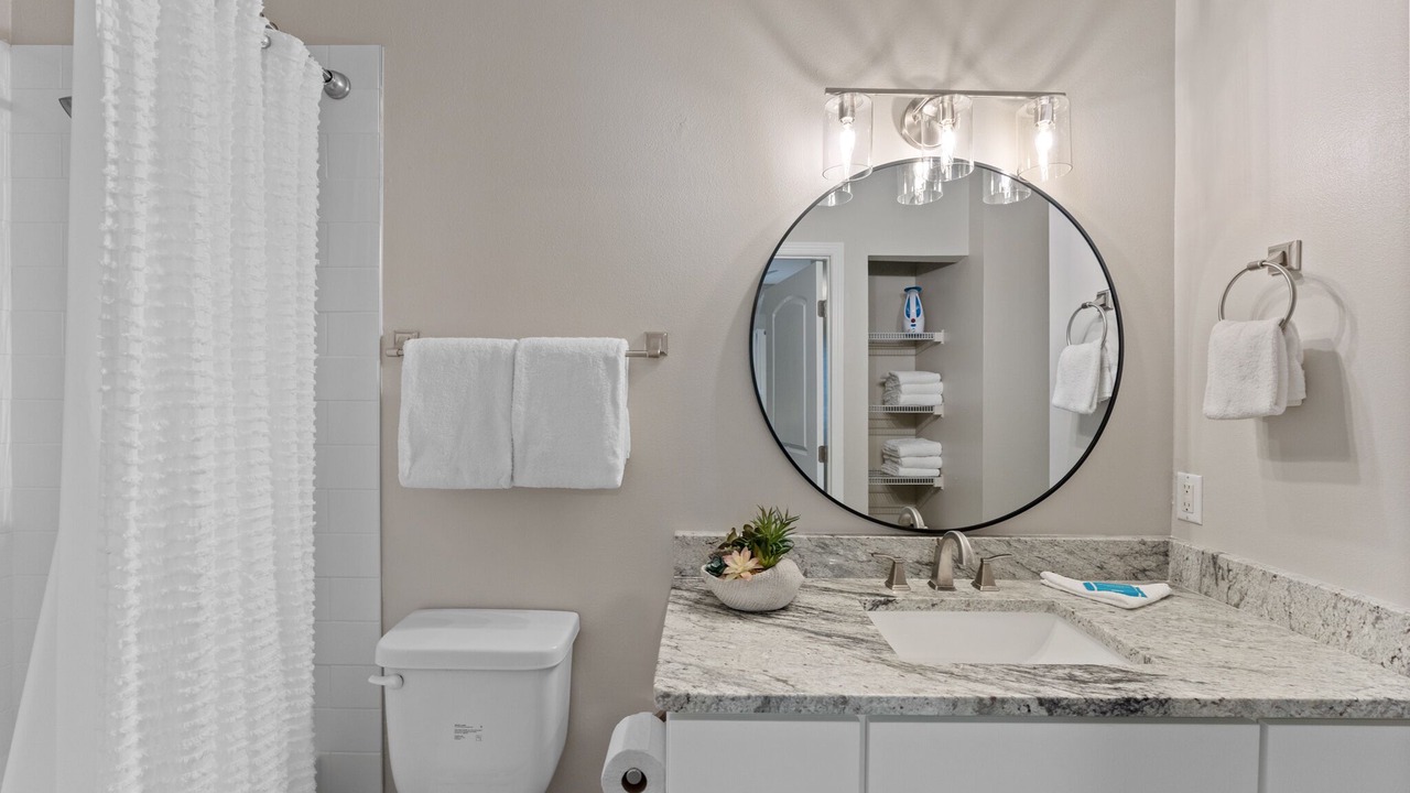 Photo of Bathroom in Crystal Beach