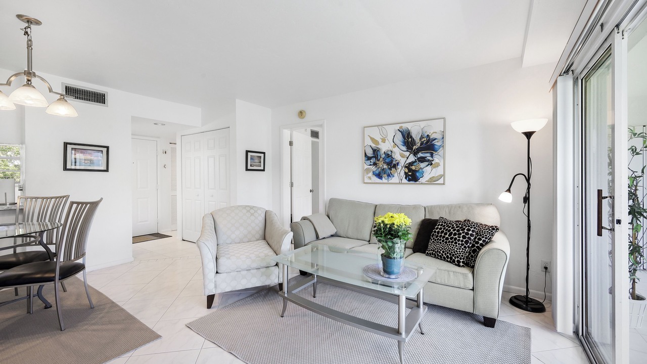 Photo of Livingroom in Marco Island