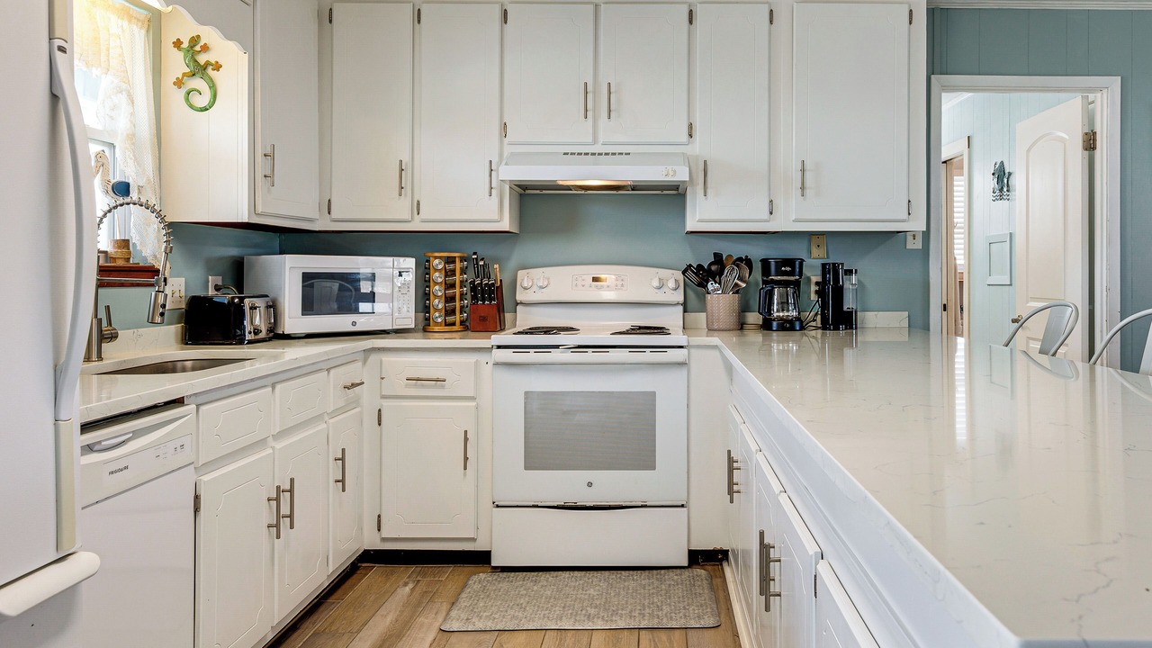 Photo of Kitchen in Silver Cay