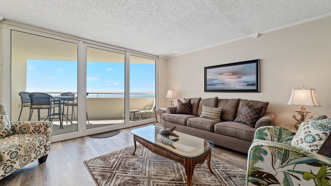 Photo of Livingroom in Ono Island