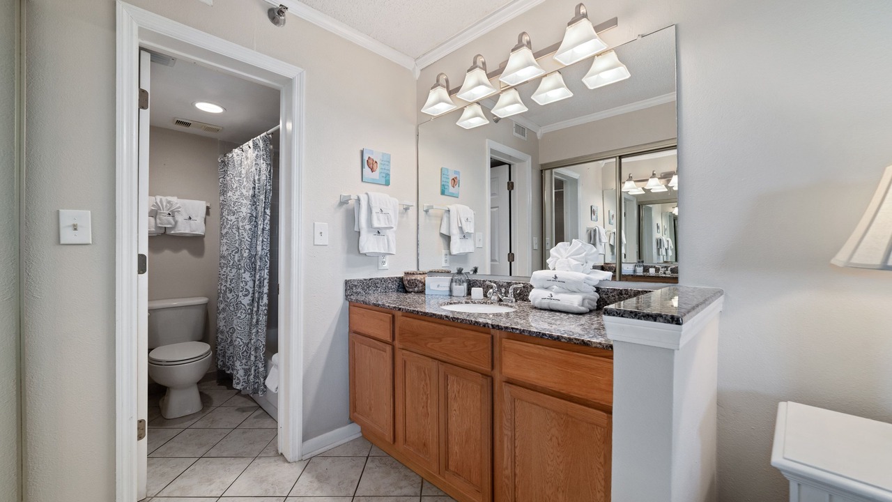 Photo of Bathroom in Ono Island