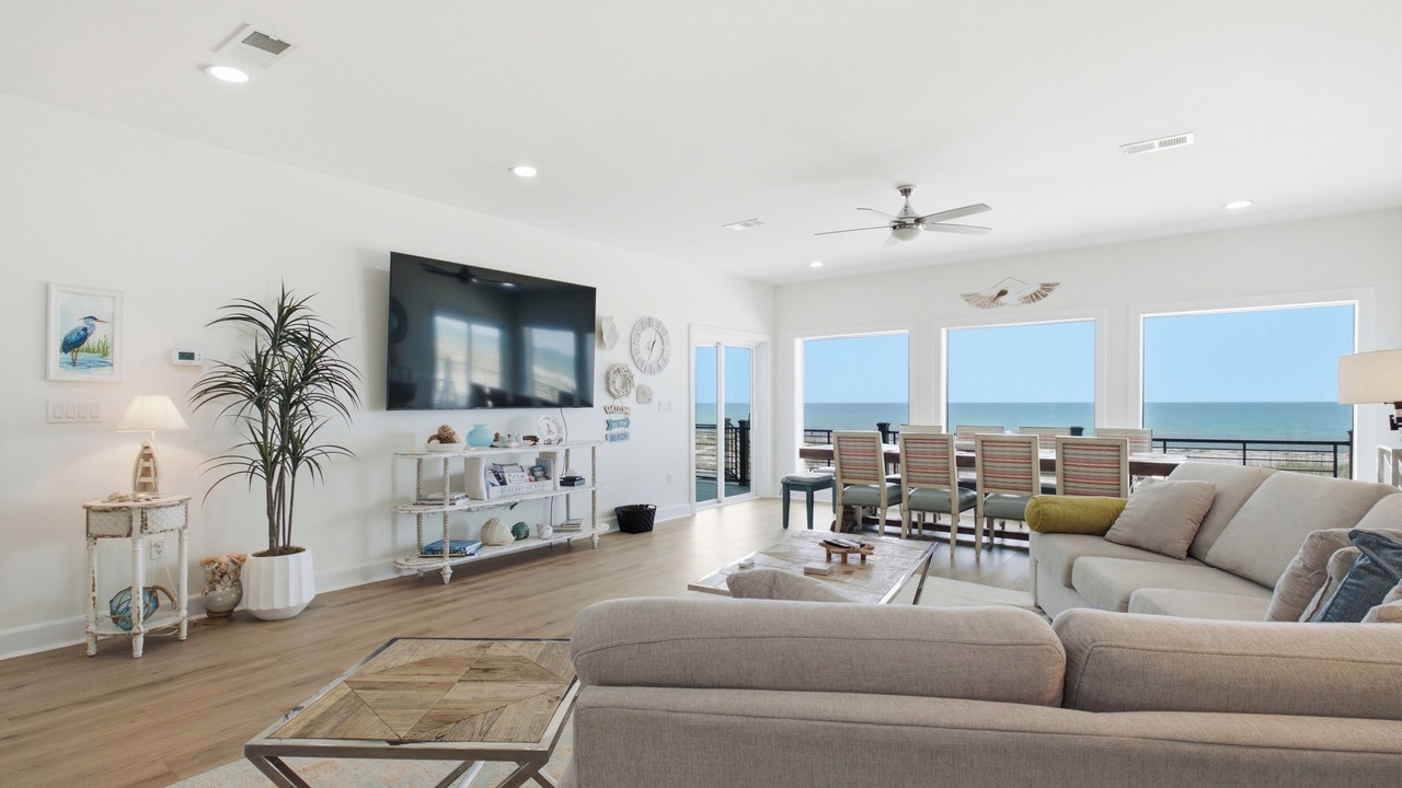 Photo of Livingroom in Pensacola Beach
