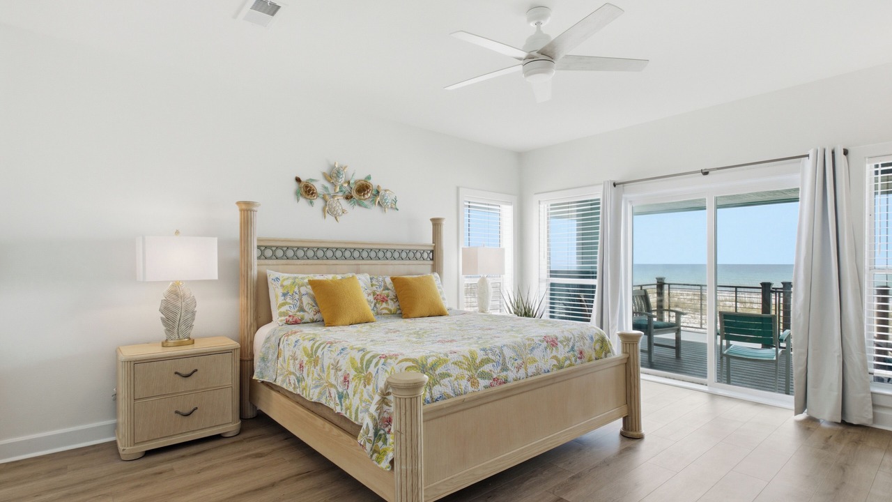 Photo of Bedroom in Pensacola Beach