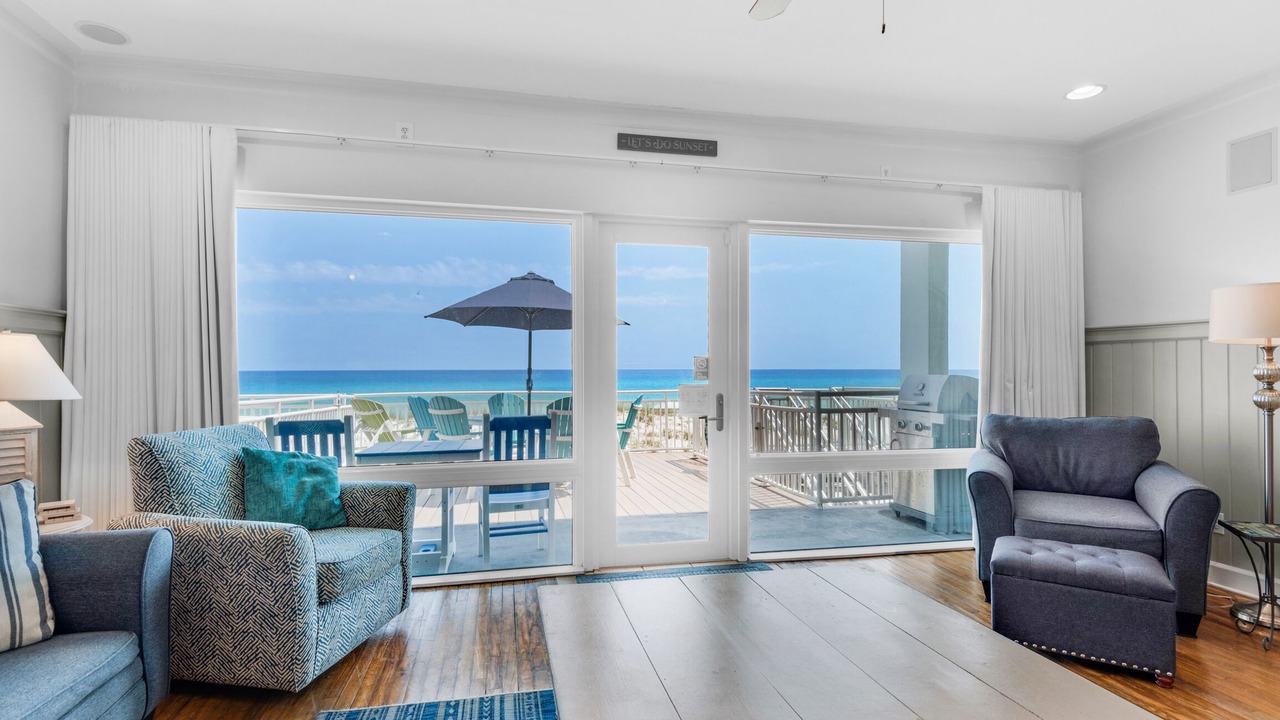 Photo of Patio Balcony in White Sands