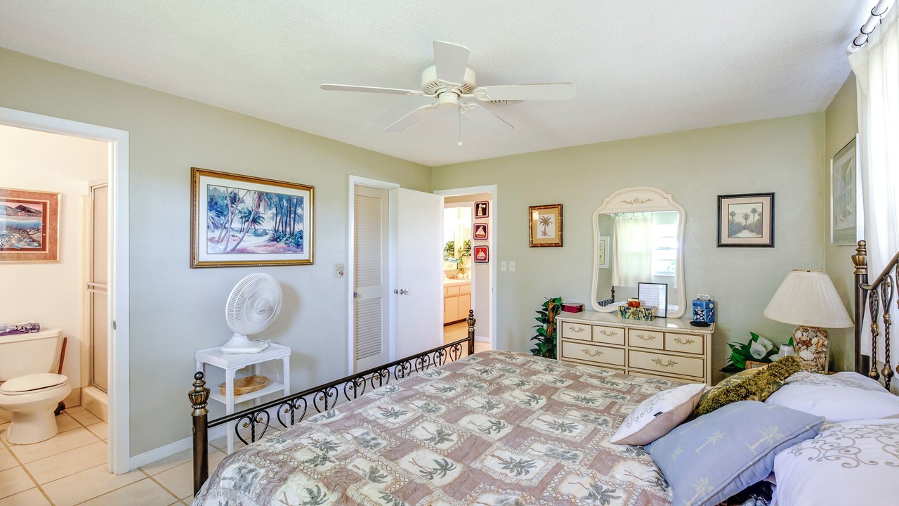 Photo of Bedroom in Oakview Heights