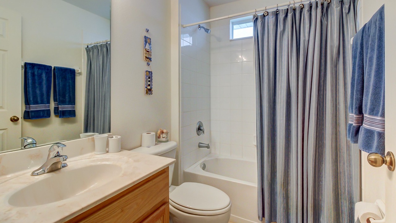 Photo of Bathroom in Biggar
