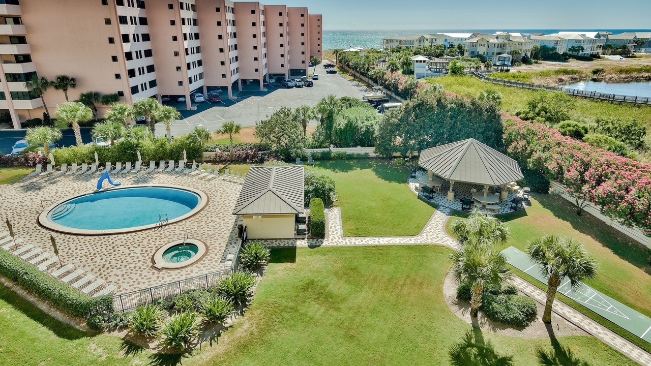 Photo of Patio Balcony in Holiday Isle