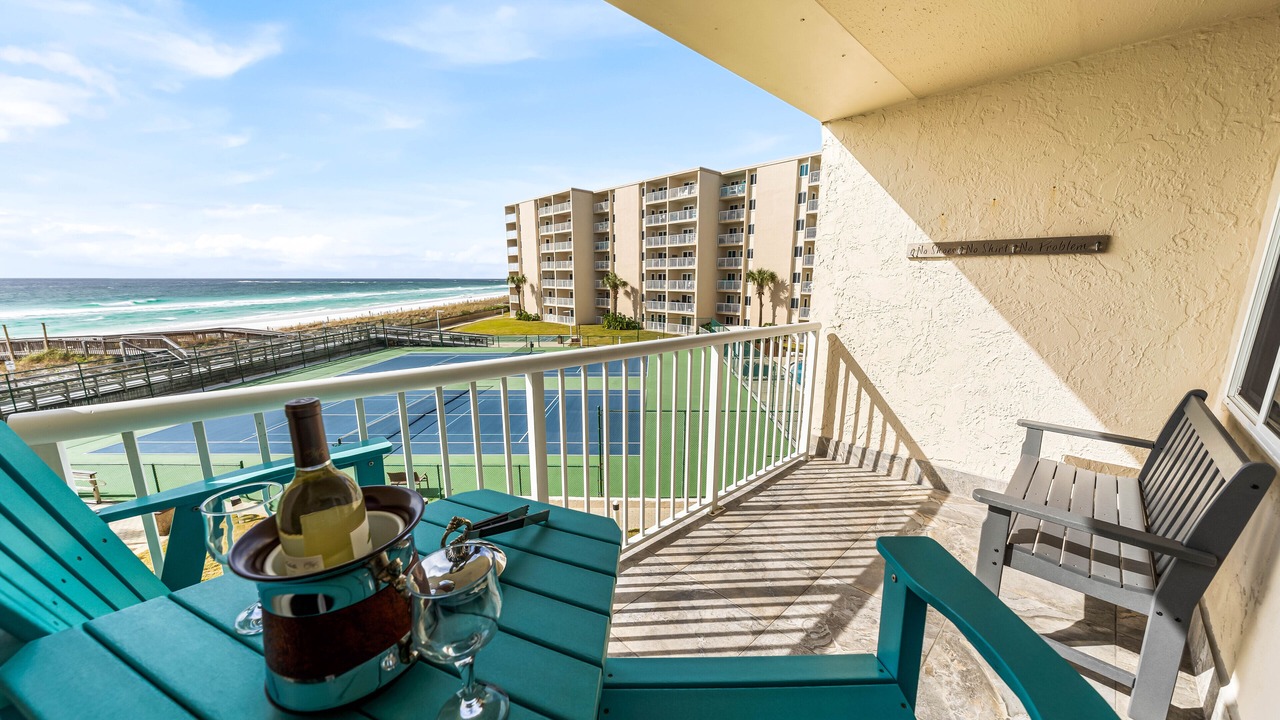 Photo of Patio Balcony in Holiday Isle