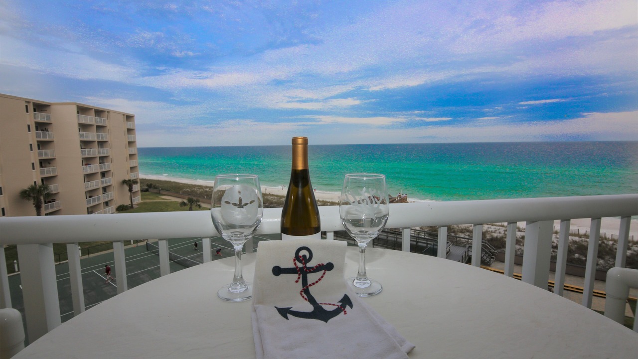 Photo of Patio Balcony in Holiday Isle
