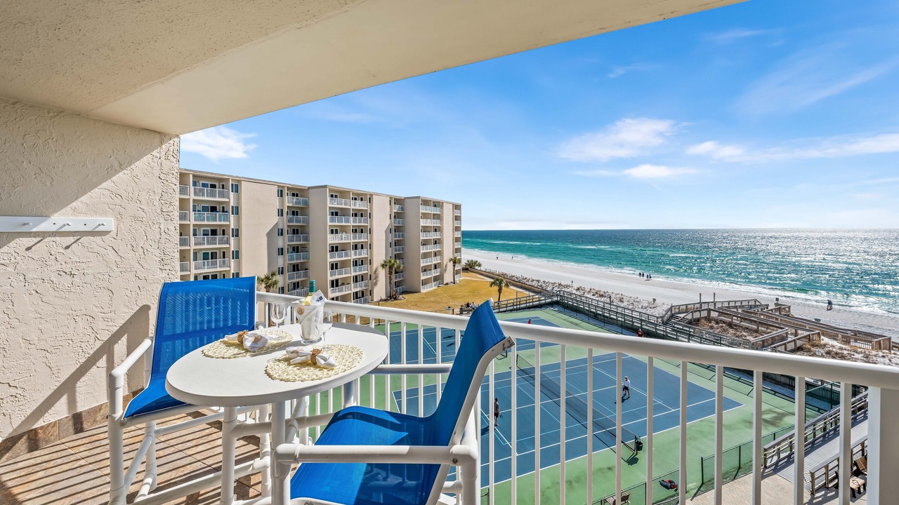 Photo of Patio Balcony in Holiday Isle