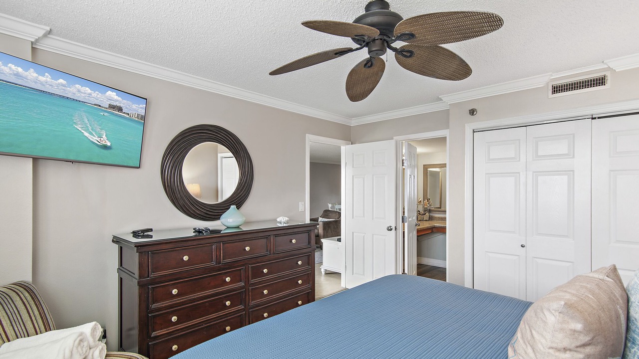 Photo of Bedroom in Holiday Isle
