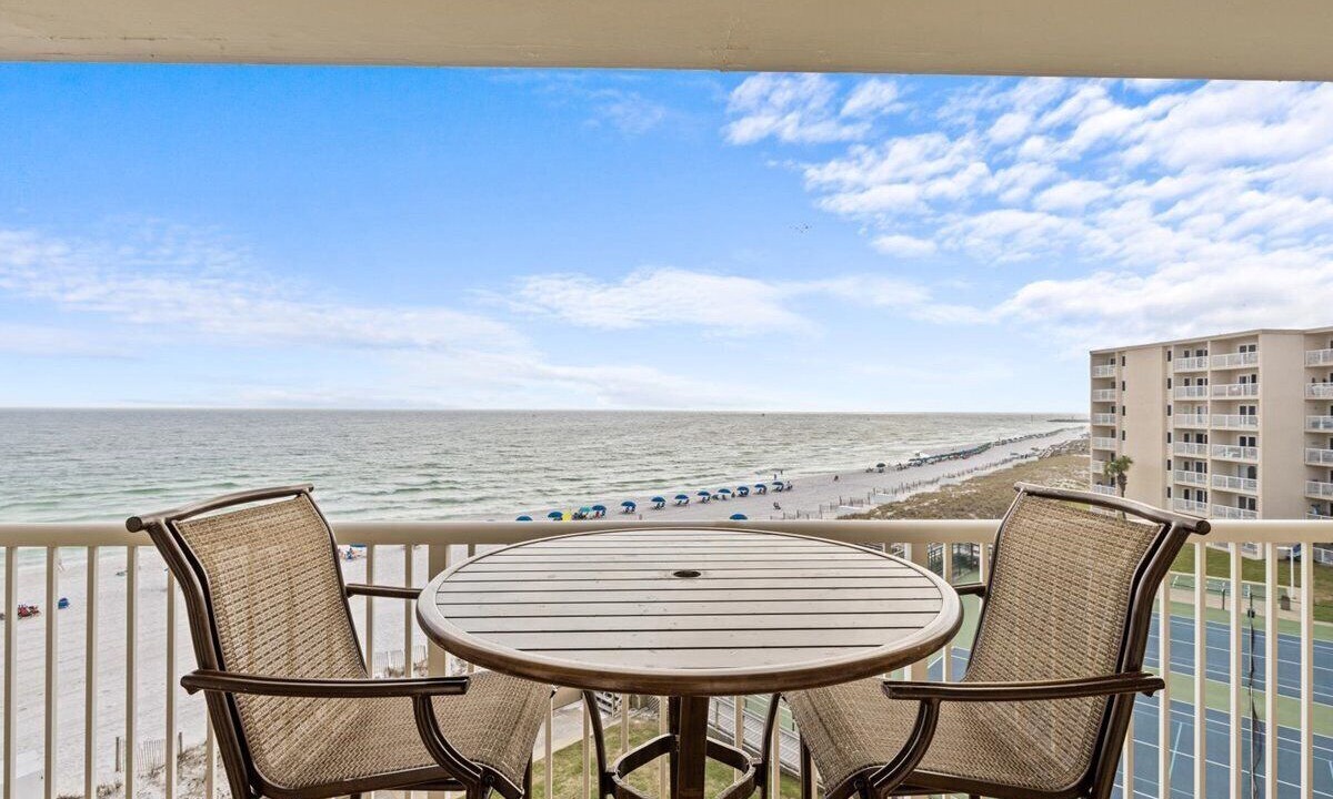Photo of Patio Balcony in Holiday Isle