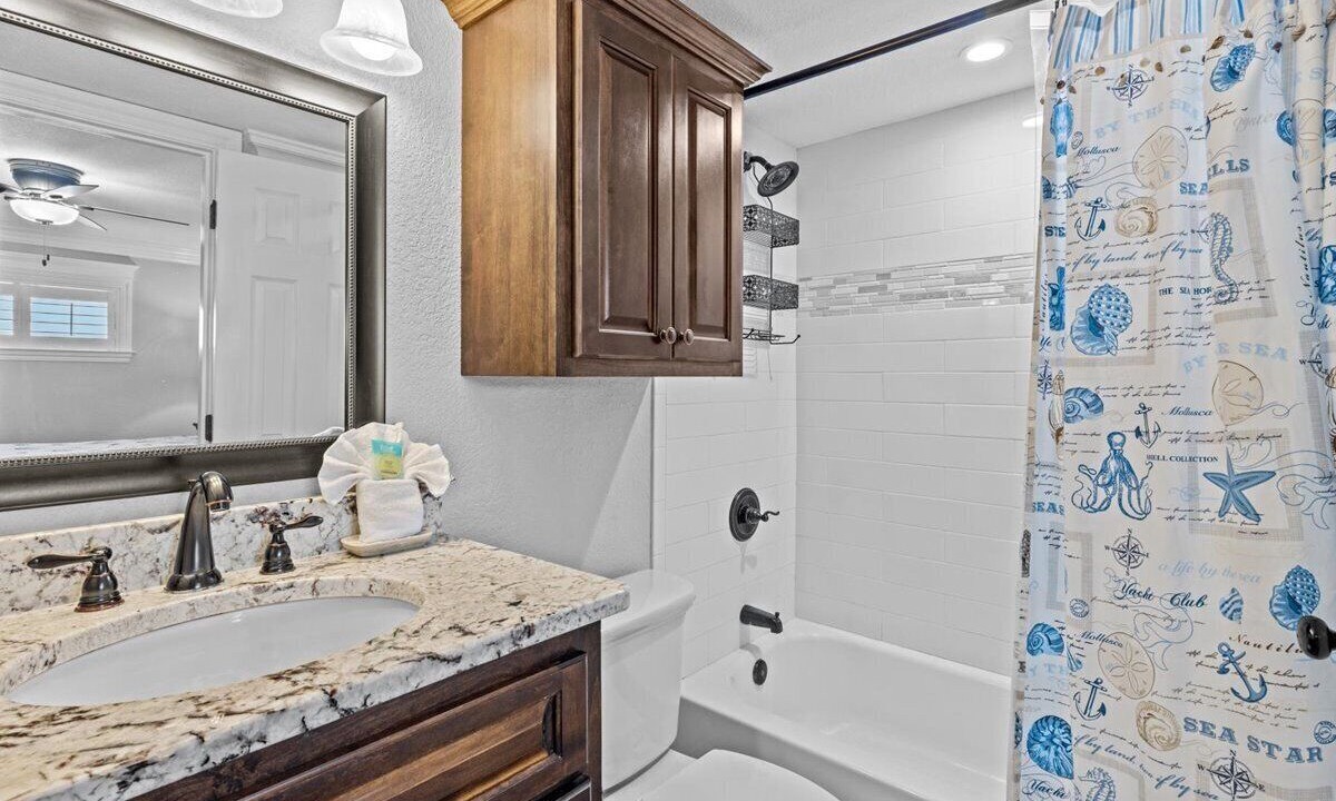 Photo of Bathroom in Holiday Isle