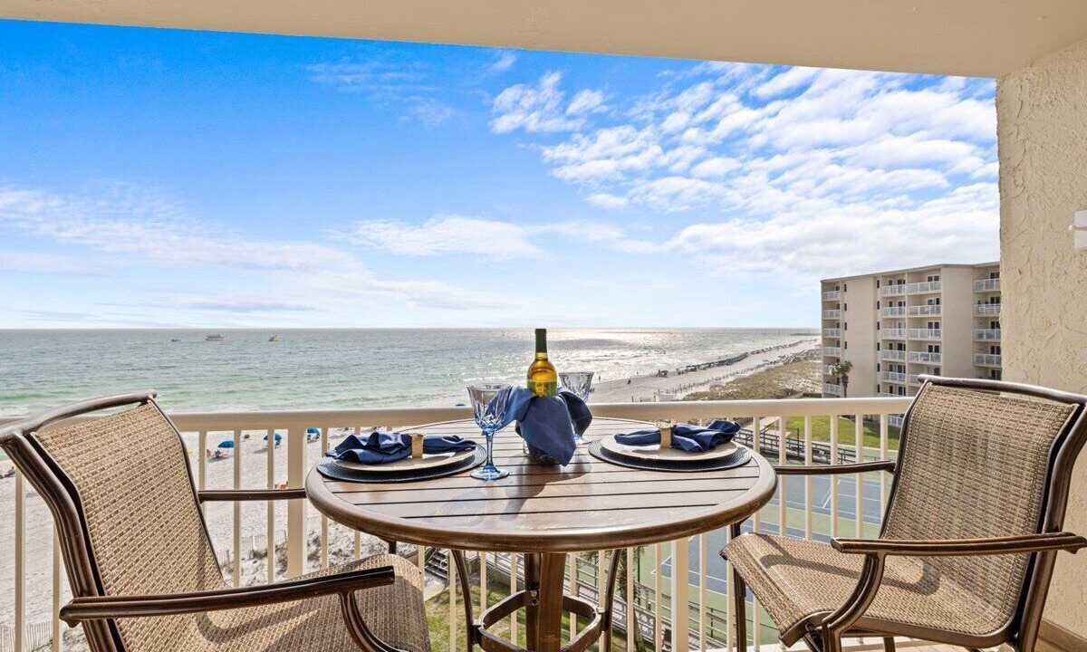 Photo of Patio Balcony in Holiday Isle