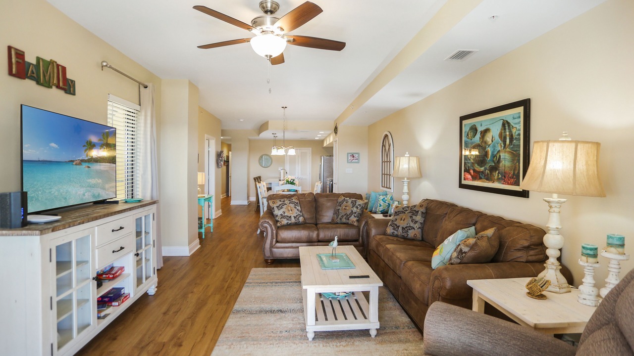 Photo of Livingroom in Mexico Beach