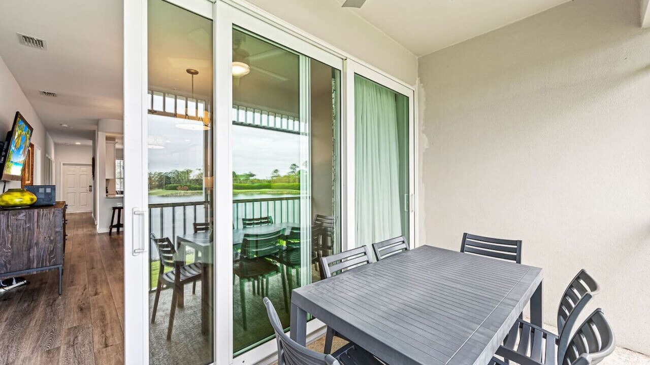 Photo of Outdoor in Naples