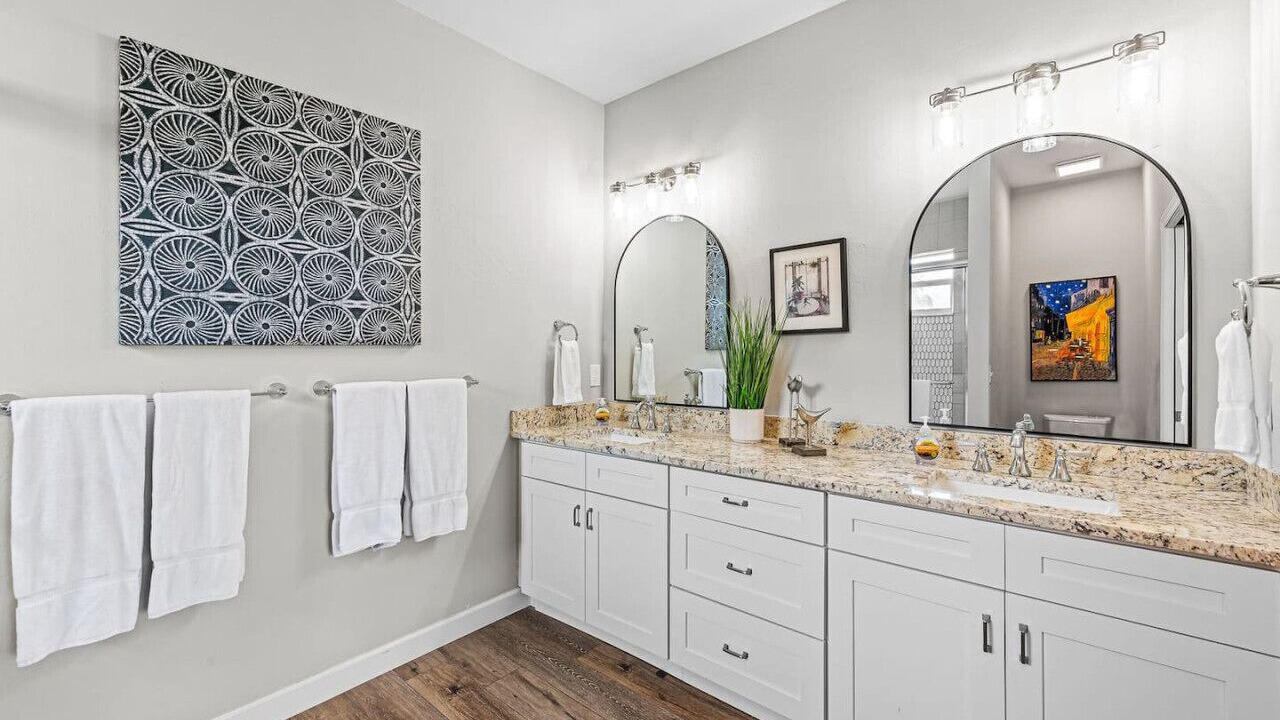 Photo of Bathroom in Naples