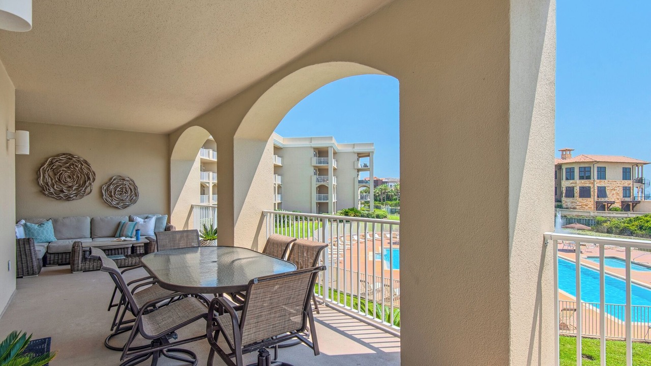 Photo of Patio Balcony in Santa Rosa Beach