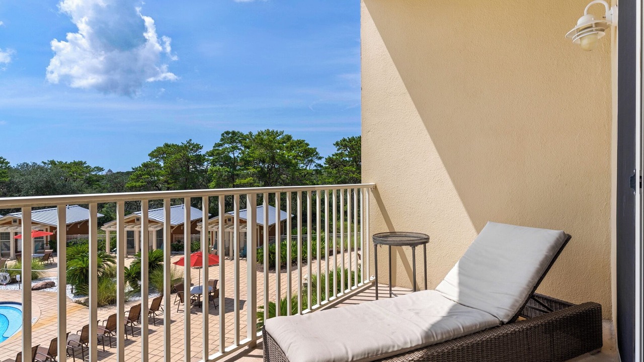 Photo of Patio Balcony in Santa Rosa Beach