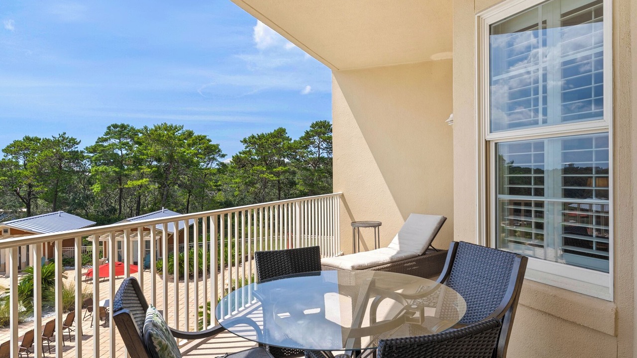 Photo of Patio Balcony in Santa Rosa Beach