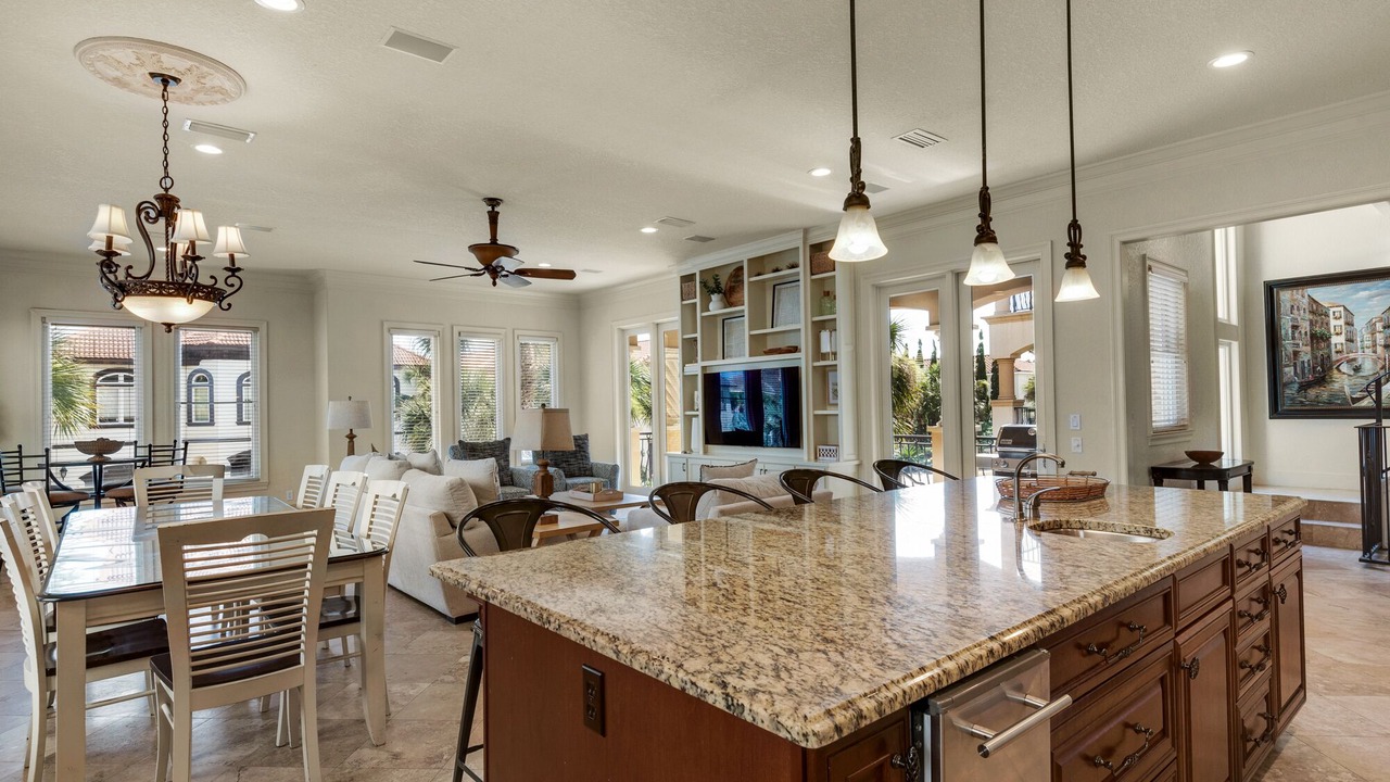 Photo of Others in Avalon Beach Estates