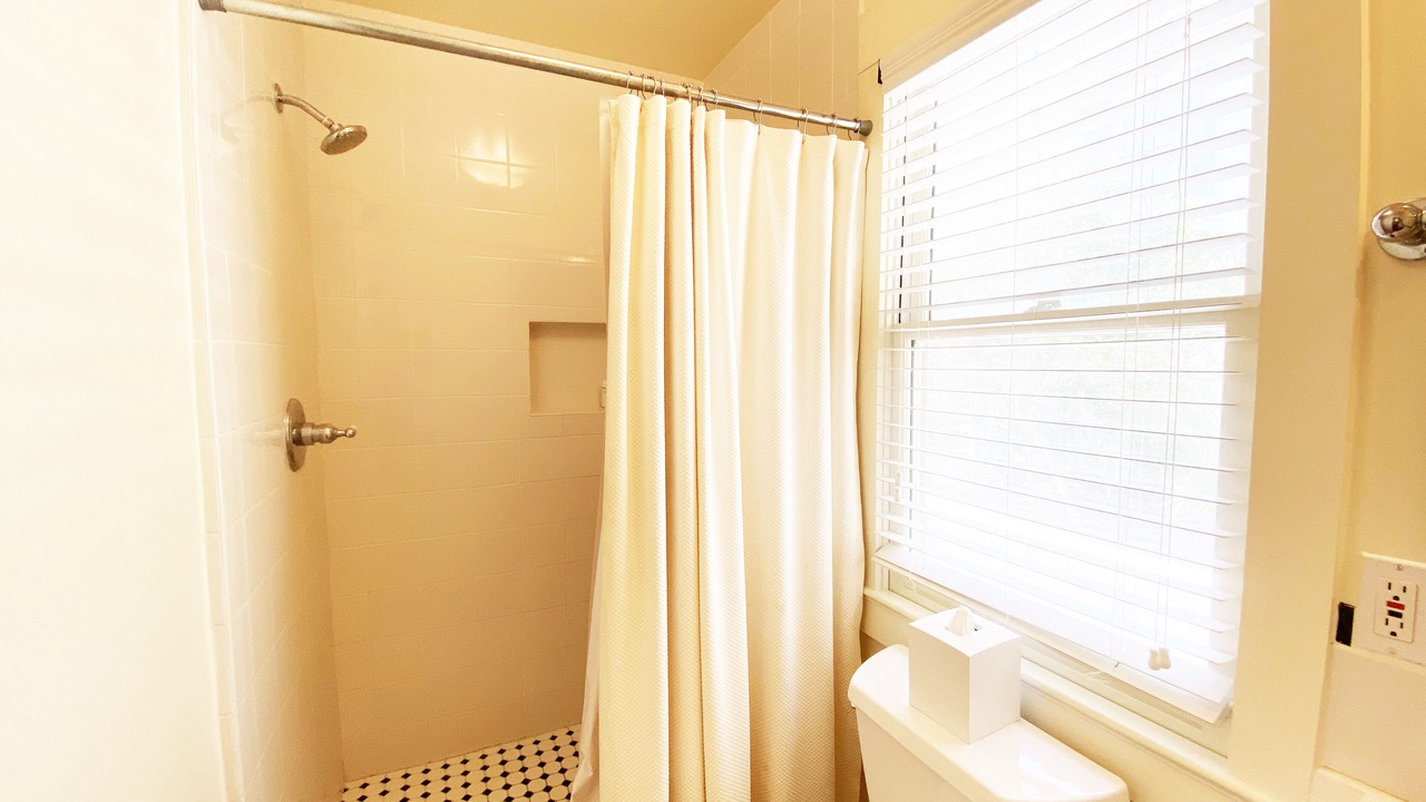 Photo of Bathroom in Seaside