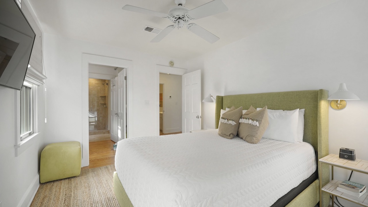 Photo of Bedroom in Seaside