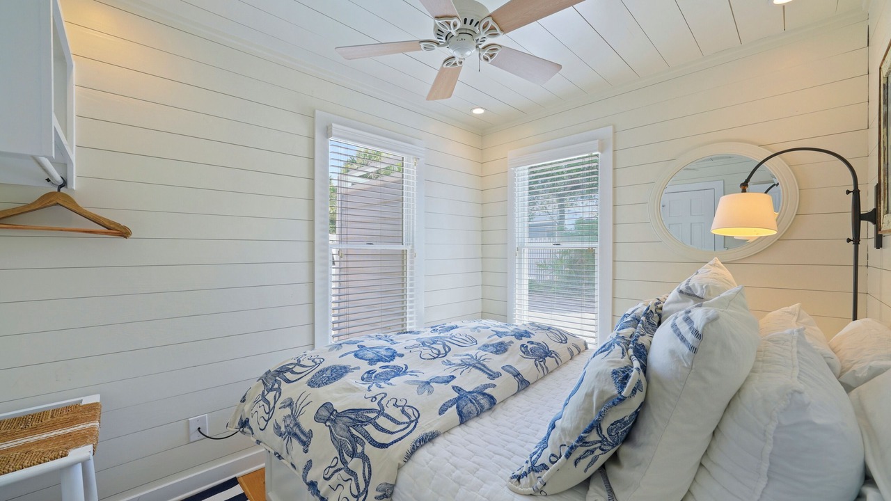 Photo of Bedroom in Seaside