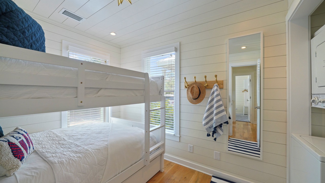 Photo of Bedroom in Seaside