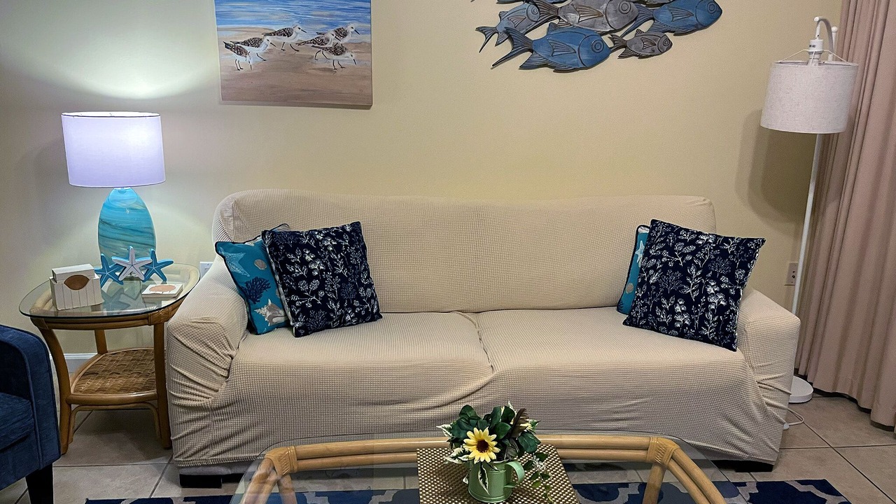 Photo of Livingroom in Ono Island