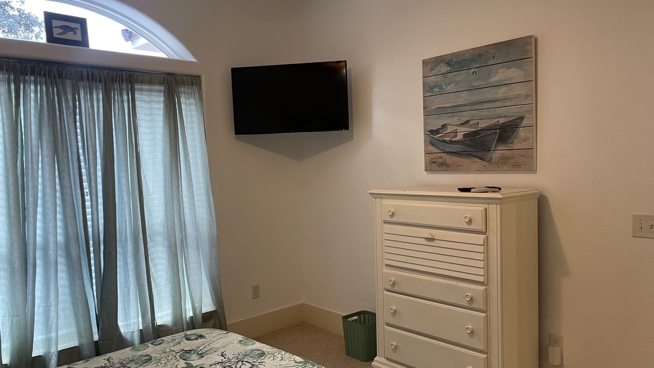 Photo of Bedroom in Fort Bay